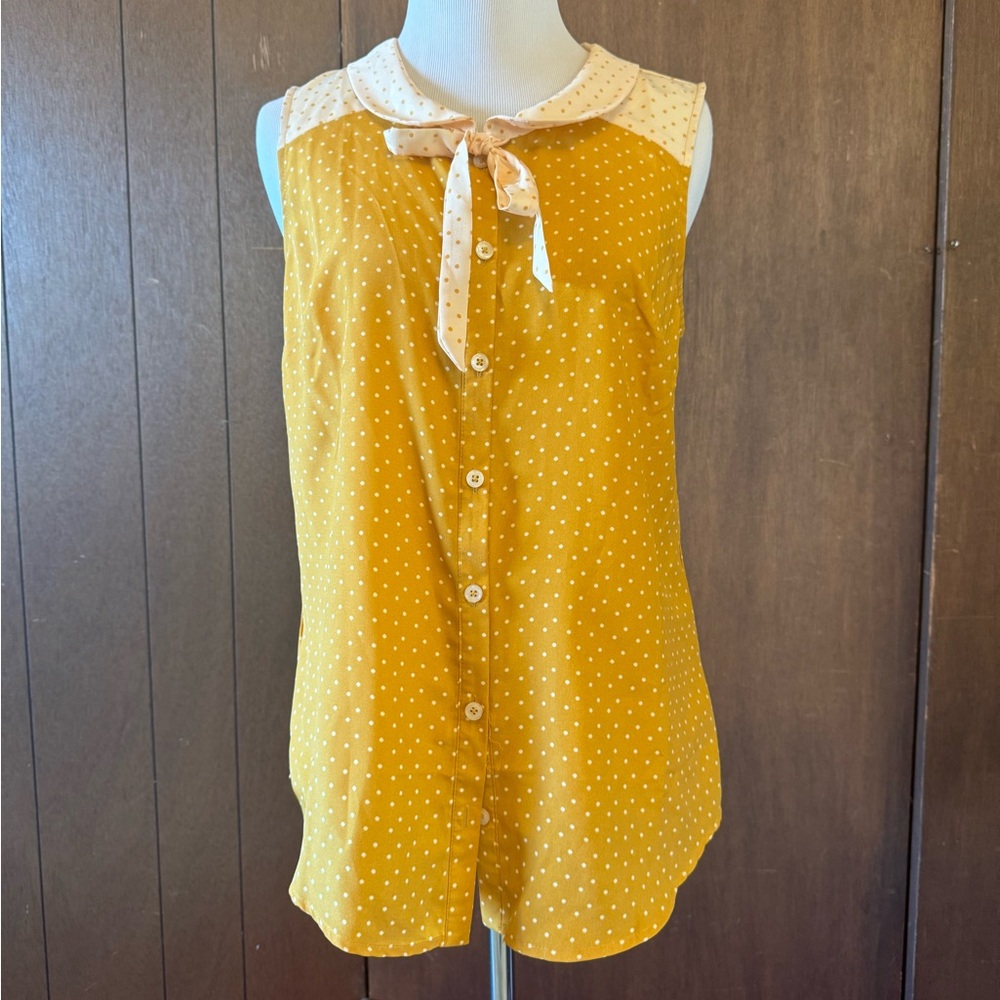ModCloth polka dot top